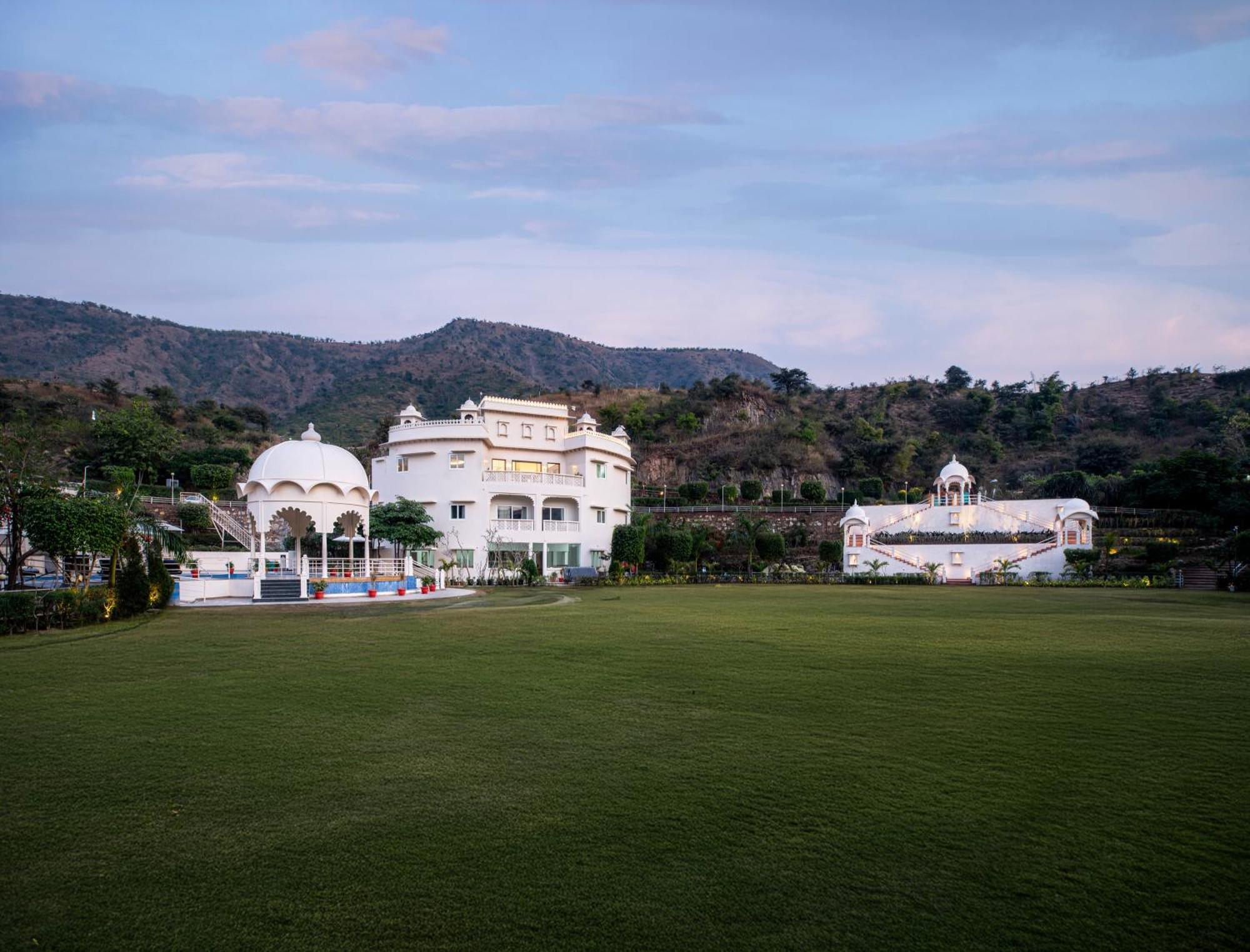 Sayaji Resorts & Spa Udaipur Eksteriør billede